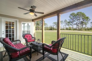 Showing Aimon porch with manufactured home exterior
