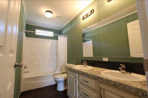 Displaying Live Oak hallway with connected room layout