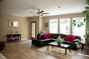 Displaying Hummingbird home exterior with entryway design