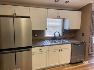 Displaying Summerville property frontage with manufactured home