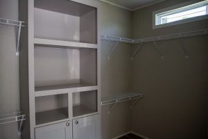 Showing Willet utility area with practical home storage