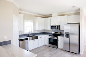 Presenting stylish manufactured home exterior and entryway